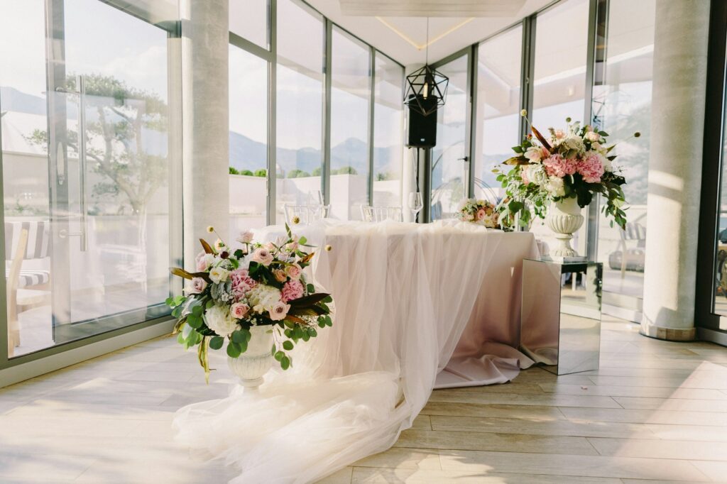 Hochzeitsfloristik & Blumenverleih in Stuttgart: So funktioniert’s! 5 Hochzeitsdeko Stuttgart – stilvoll & individuell mieten